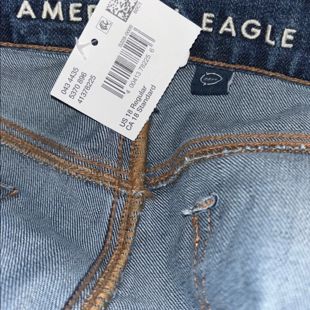 American Eagle NWT Stovepipe Dark Wash Denim Jeans SZ 18 R - Picture 6 of 11